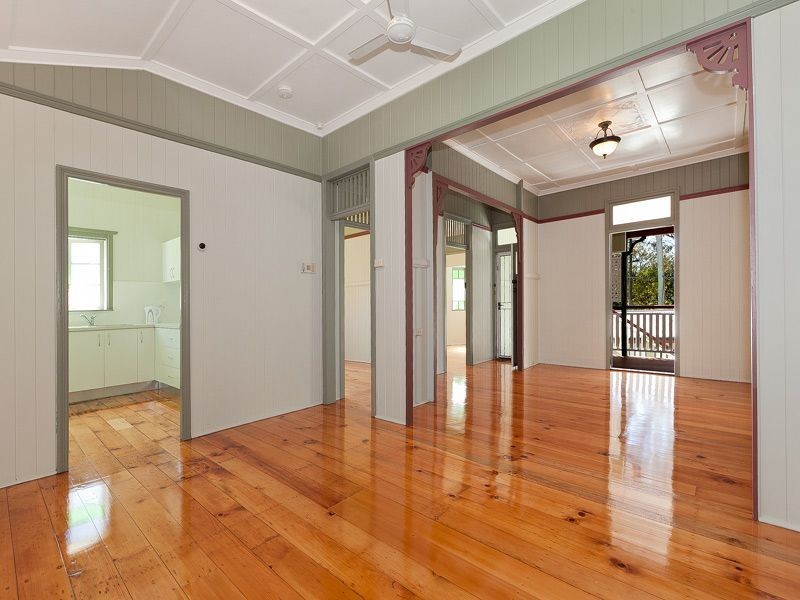 6 Union Street, Taringa QLD 4068