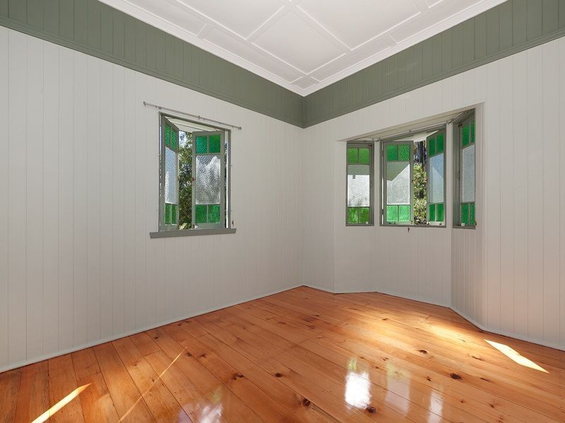 6 Union Street, Taringa QLD 4068