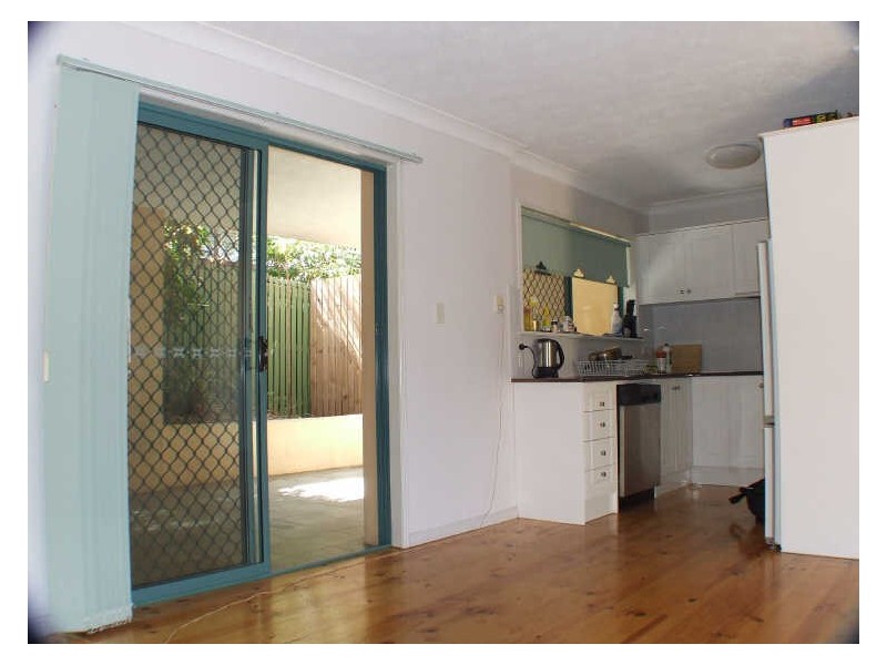 4/23 Burns Road, Toowong QLD 4066