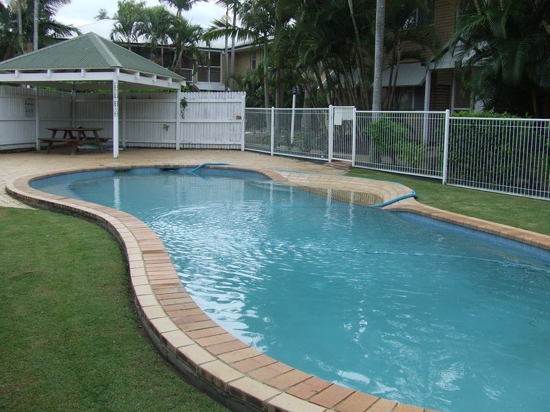 20/22 Warren Street, St Lucia QLD 4067