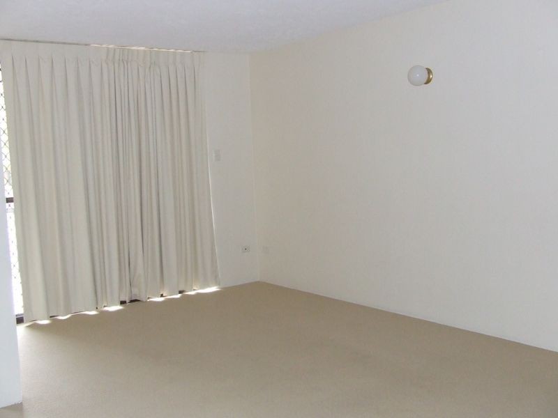 2/49 Bishop Street, St Lucia QLD 4067