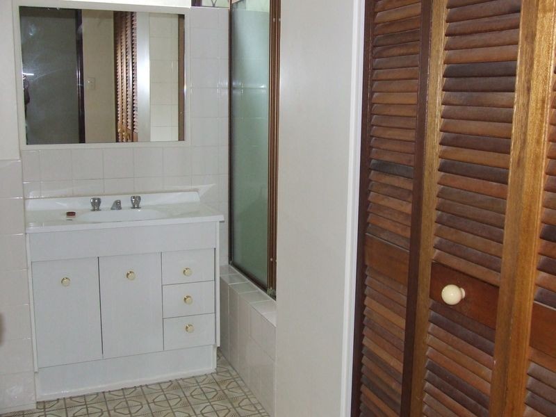 2/49 Bishop Street, St Lucia QLD 4067