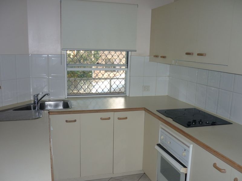 8/212 Sir Fred Schonell Drive, St Lucia QLD 4067