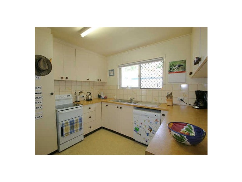 4 Durness Street, Kenmore QLD 4069