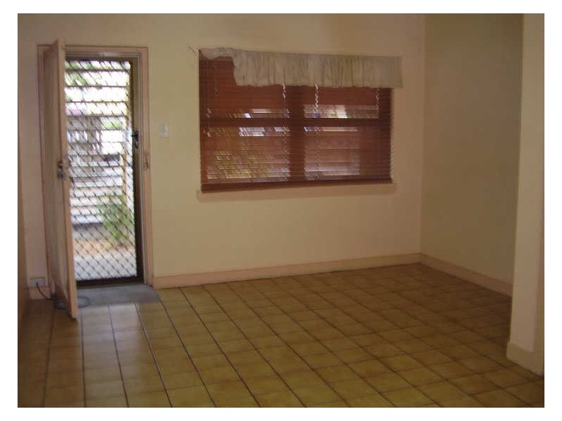 2/243 Old Cleveland Road, Coorparoo QLD 4151