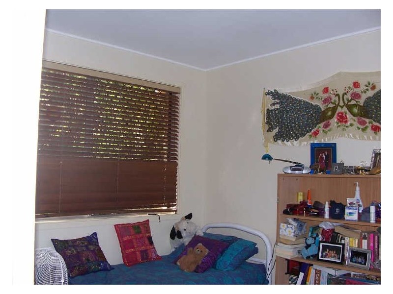 2/90 Douglas Street, St Lucia QLD 4067