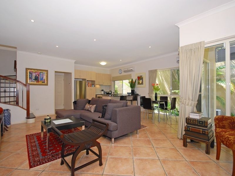 5/40 Highview Terrace, St Lucia QLD 4067