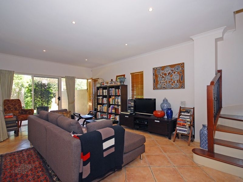 5/40 Highview Terrace, St Lucia QLD 4067