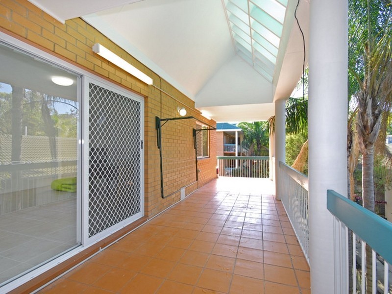 9/15 Whitmore Street, Taringa QLD 4068