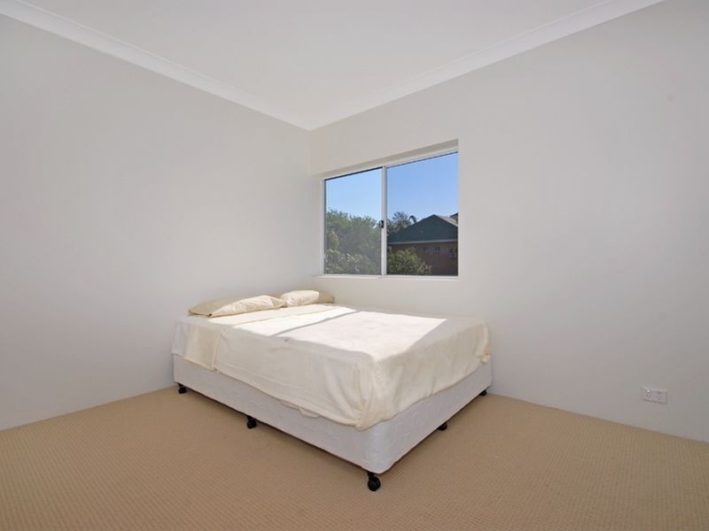 9/15 Whitmore Street, Taringa QLD 4068