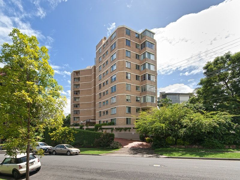16/82 Sandford Street, St Lucia QLD 4067