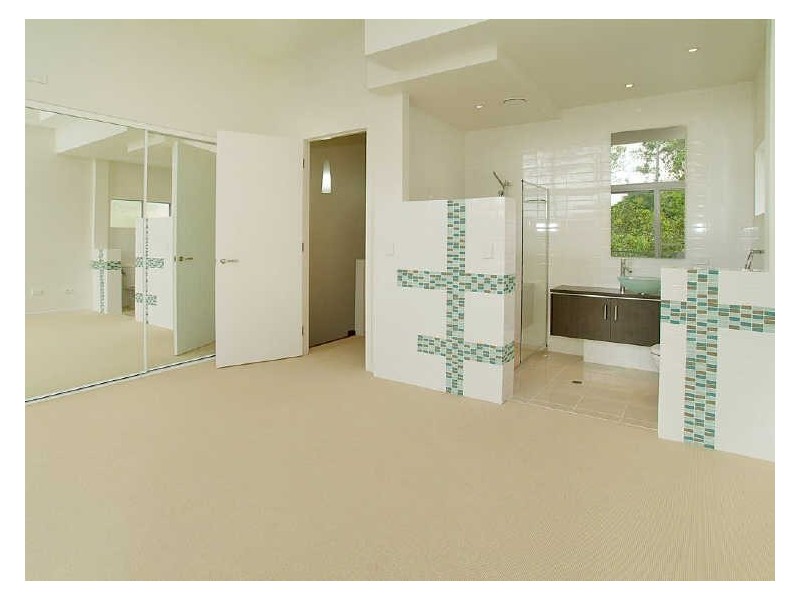 1/14 Quinn Street, Toowong QLD 4066