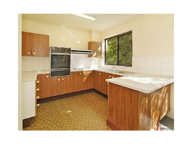 2/12 Bryce Street, St Lucia QLD 4067
