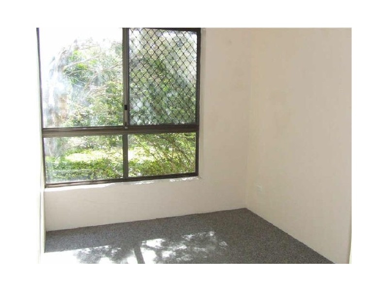 2/12 Bryce Street, St Lucia QLD 4067