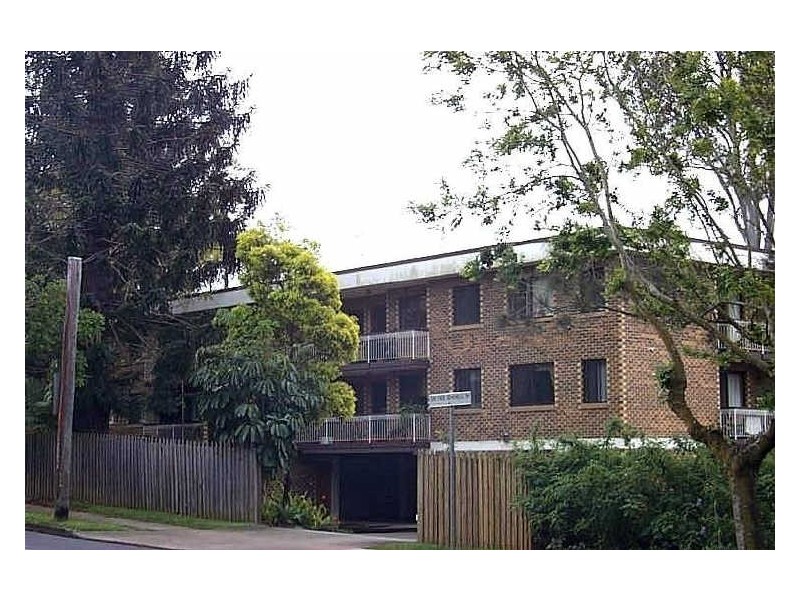 3/42 Sir Fred Schonell Drive, St Lucia QLD 4067
