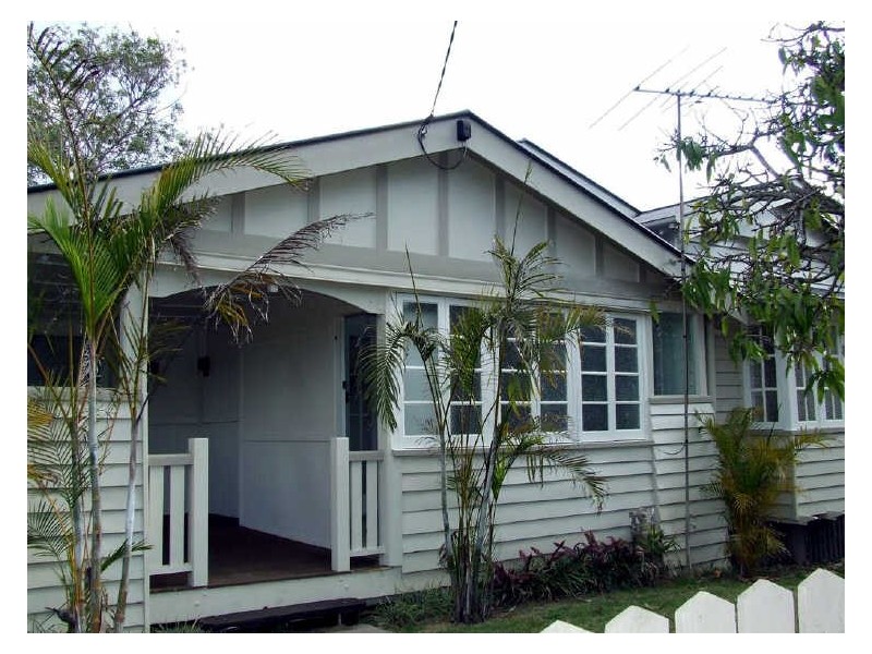 12 Stanley Terrace, Taringa QLD 4068