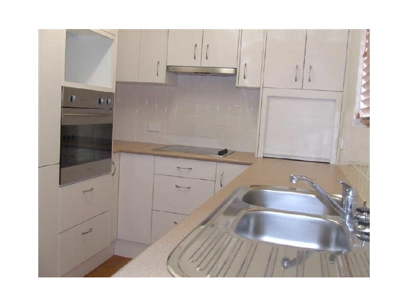 2/46 Lucinda Street, Taringa QLD 4068