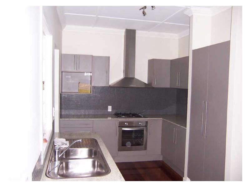 91 Main Avenue, Bardon QLD 4065