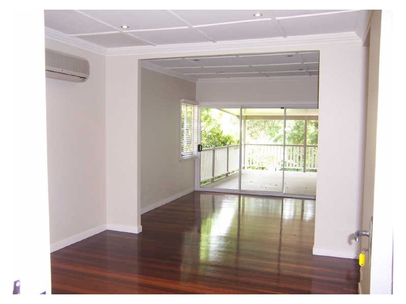 91 Main Avenue, Bardon QLD 4065