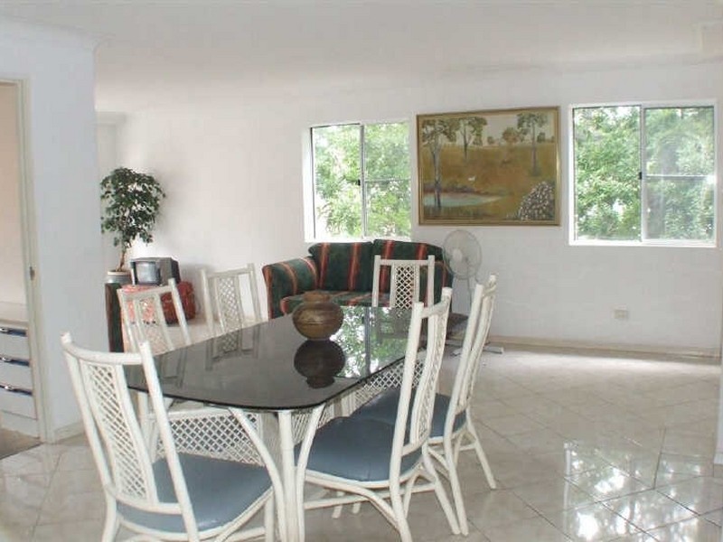 4/99 Macquarie Street, St Lucia QLD 4067