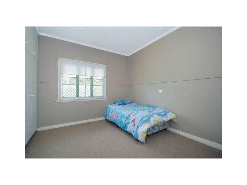 105 Heliopolis Parade, Mitchelton QLD 4053