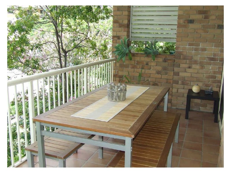 2/1 Sundridge Street, Taringa QLD 4068
