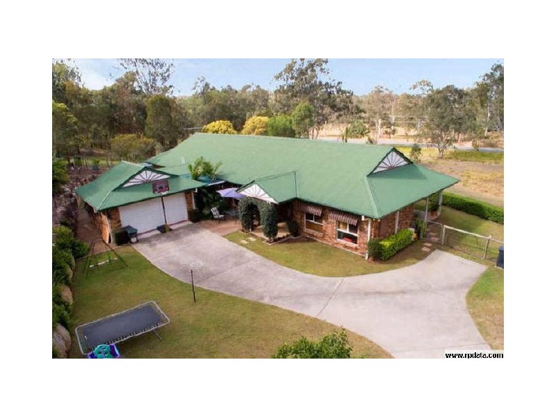 9 Riversleigh Road, Bellbowrie QLD 4070