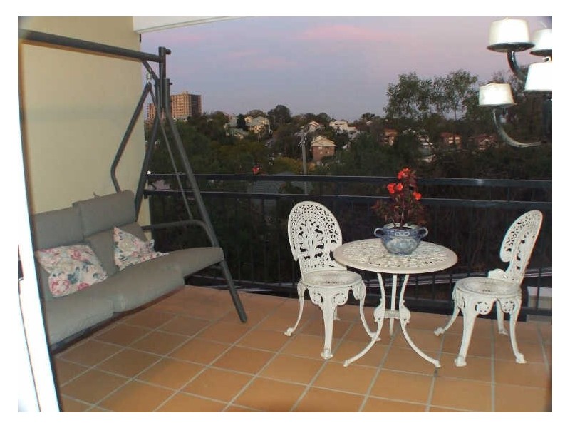 51 Manchester Terrace, Indooroopilly QLD 4068