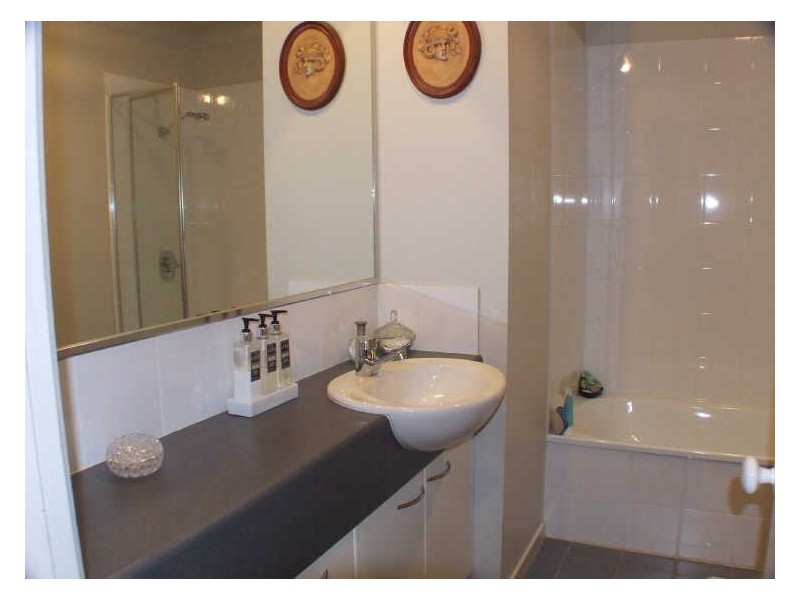 51 Manchester Terrace, Indooroopilly QLD 4068