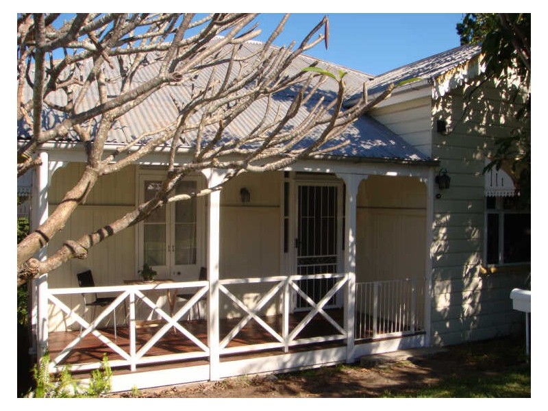 14 Stanley Terrace, Taringa QLD 4068