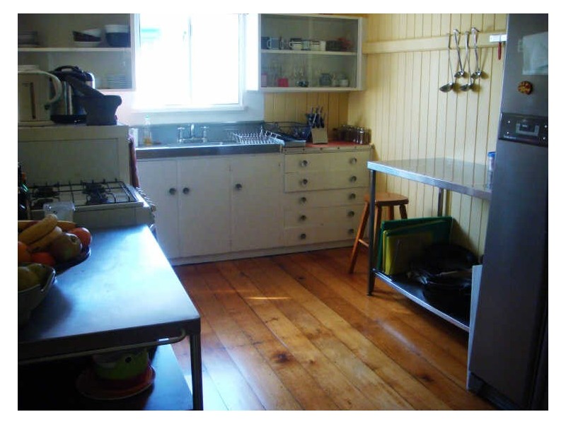 14 Stanley Terrace, Taringa QLD 4068