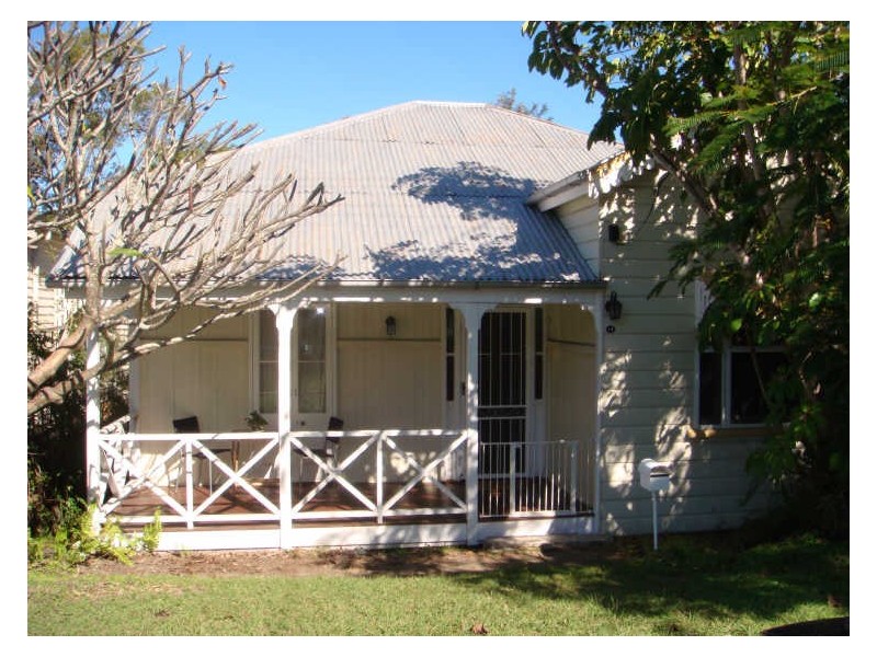 14 Stanley Terrace, Taringa QLD 4068