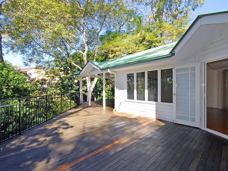 99 Central Avenue, St Lucia QLD 4067