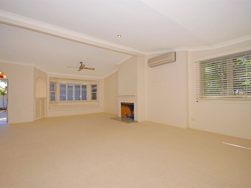 99 Central Avenue, St Lucia QLD 4067