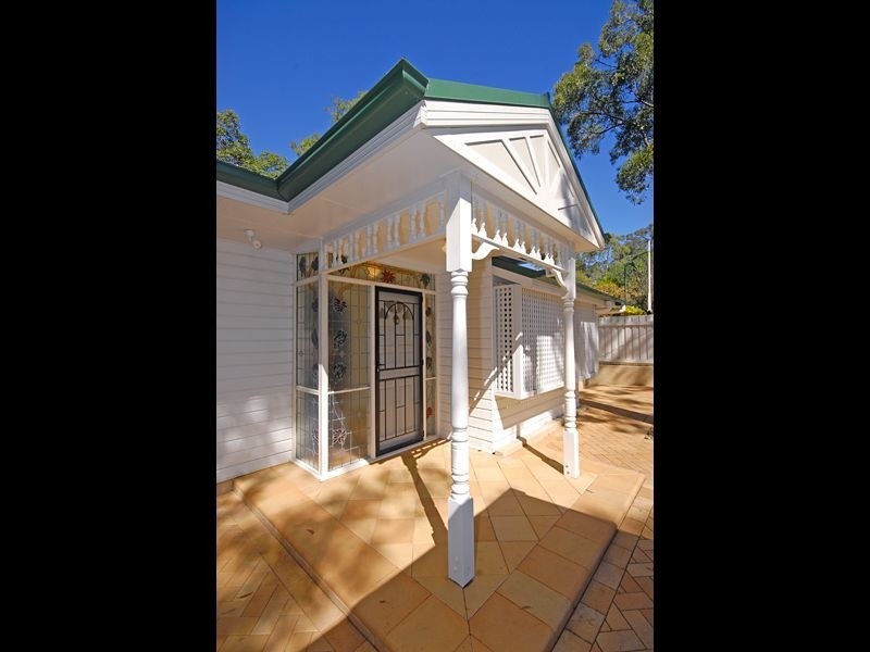 99 Central Avenue, St Lucia QLD 4067