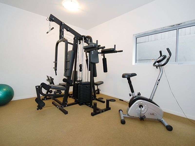 8/36 Holland Street, Toowong QLD 4066