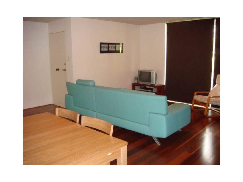 7/24 Laurence Street, St Lucia QLD 4067