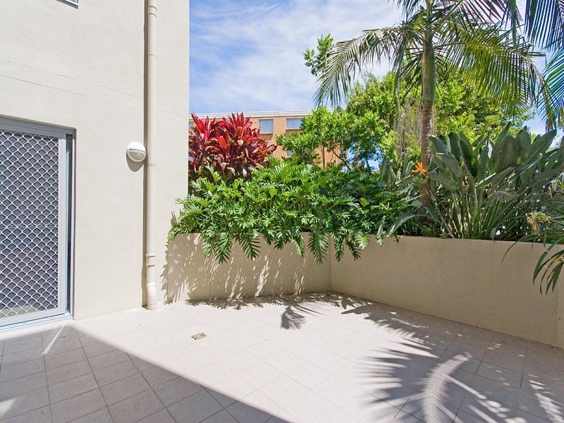 1/36 Holland Street, Toowong QLD 4066