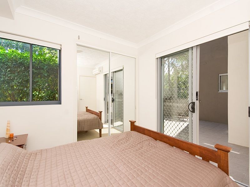 1/36 Holland Street, Toowong QLD 4066