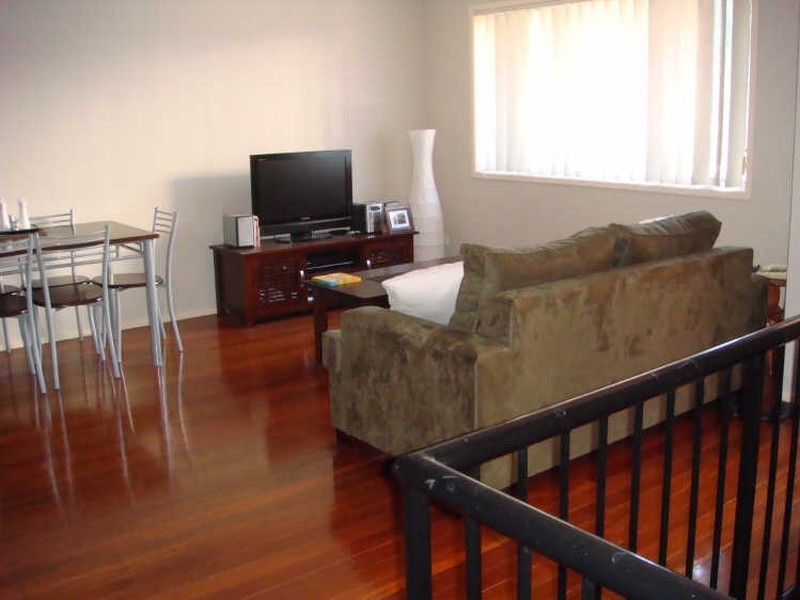 2/39 Salisbury Street, Indooroopilly QLD 4068