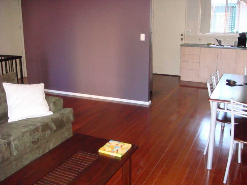 2/39 Salisbury Street, Indooroopilly QLD 4068