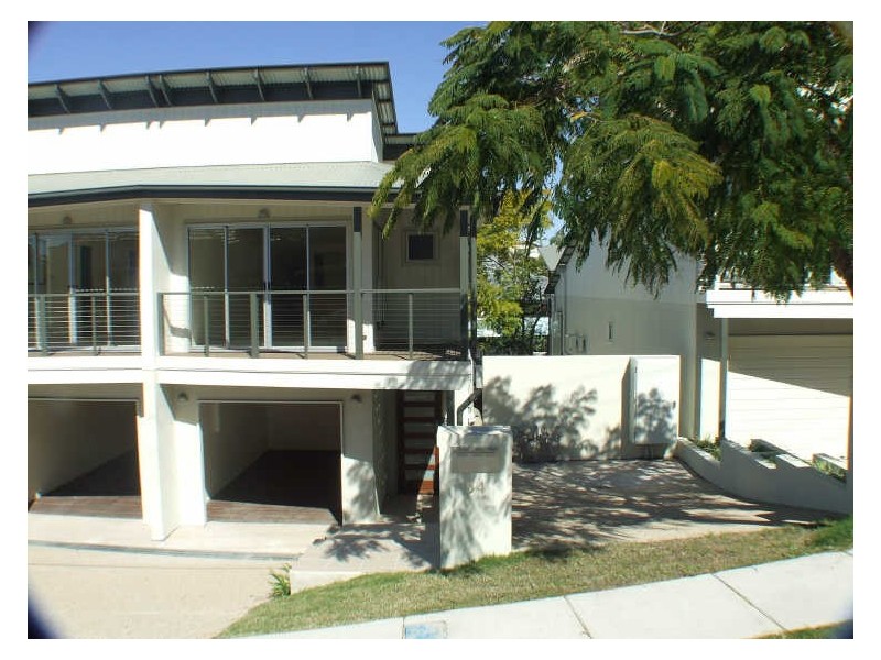 2/54 Terrace Street, Toowong QLD 4066