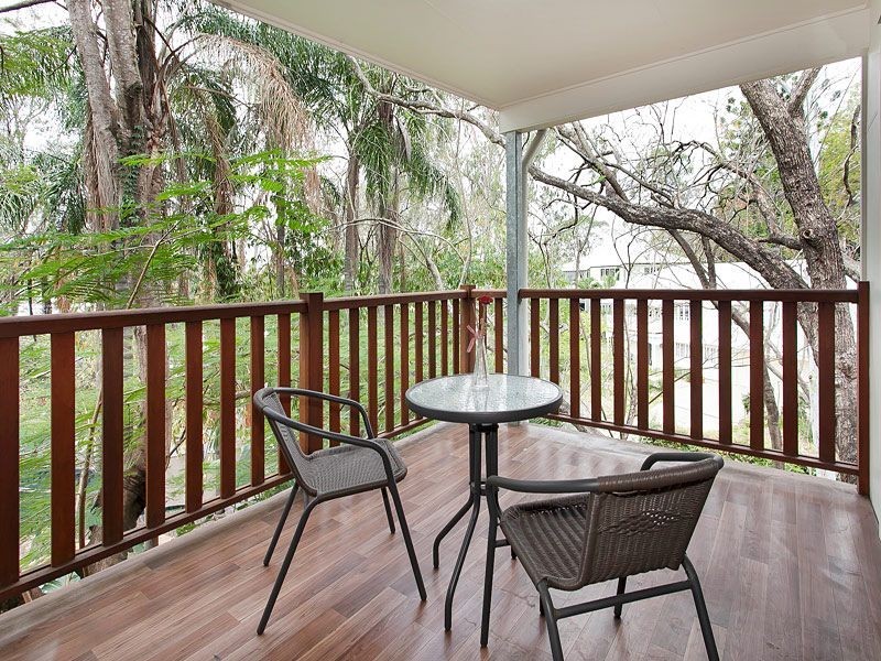 8 Keltie Street, Taringa QLD 4068