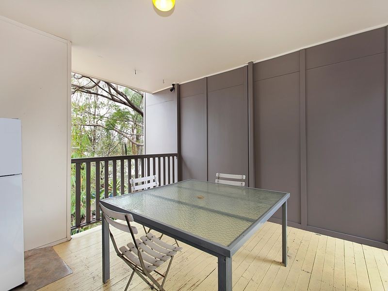 8 Keltie Street, Taringa QLD 4068