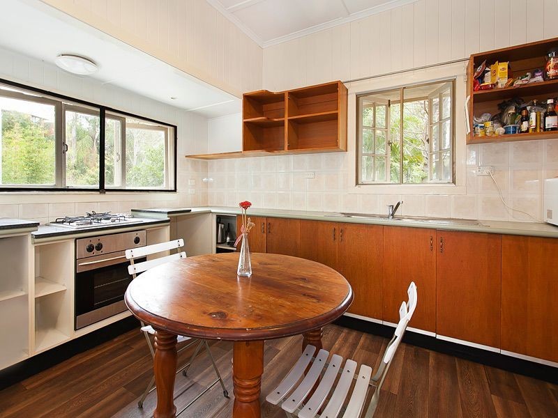 8 Keltie Street, Taringa QLD 4068