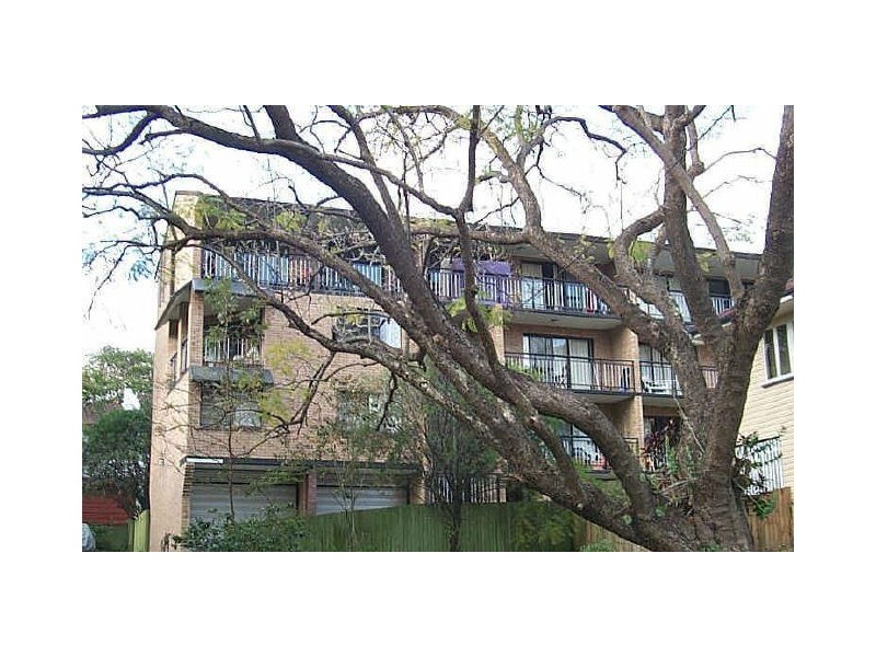 4/15 Burton Street, Indooroopilly QLD 4068