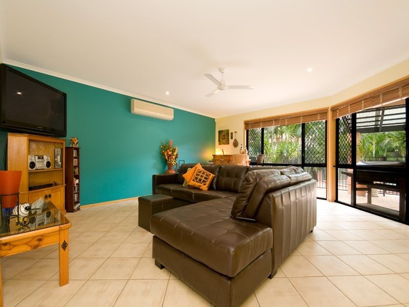 11 Cowal Close, Westlake QLD 4074