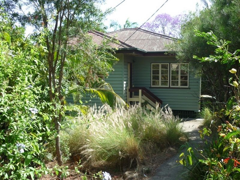 84 Pearse Street, Keperra QLD 4054