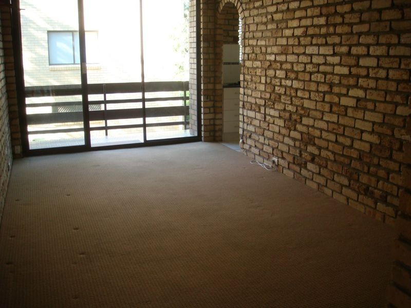 1/67 Warren Street, St Lucia QLD 4067