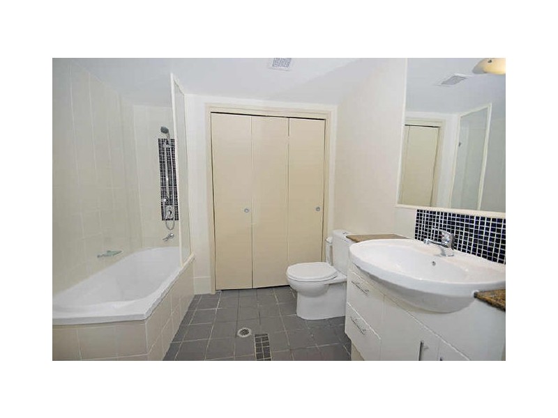 148/8 Land Street, Toowong QLD 4066